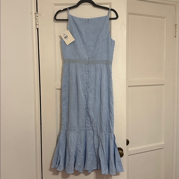 Elegant Light Blue Midi Dress - Picture 2 of 3
